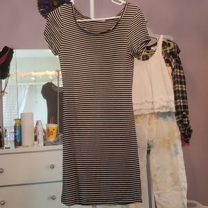 Black and White Stripped Body-Con Mini Dress